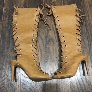 COPY - Brown boots Under the knee boots 👢 size US…
